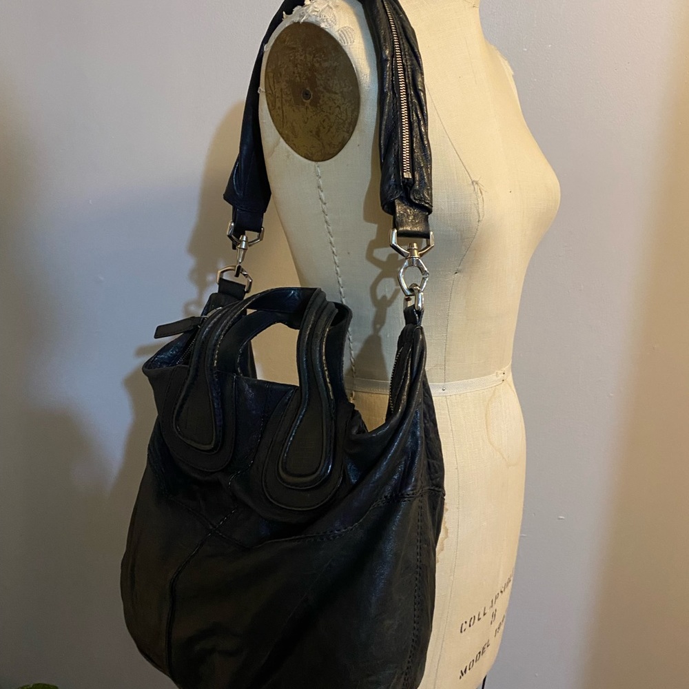 Givenchy tote - Picture 8 of 10